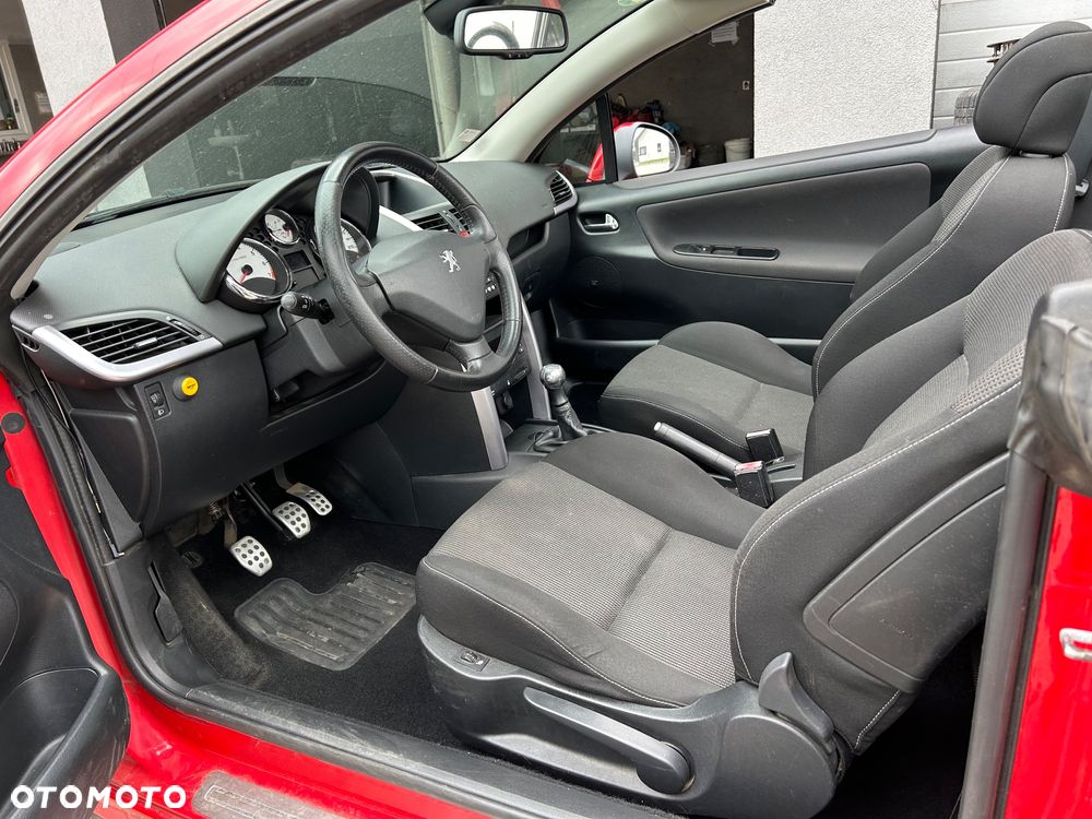 Peugeot 307 CC 1.6 - 15