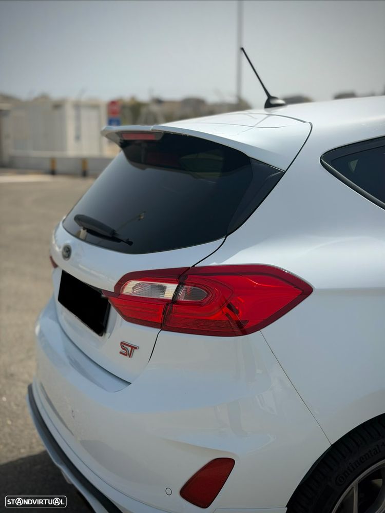 Ford Fiesta 1.5 EcoBoost S&S ST X - 9