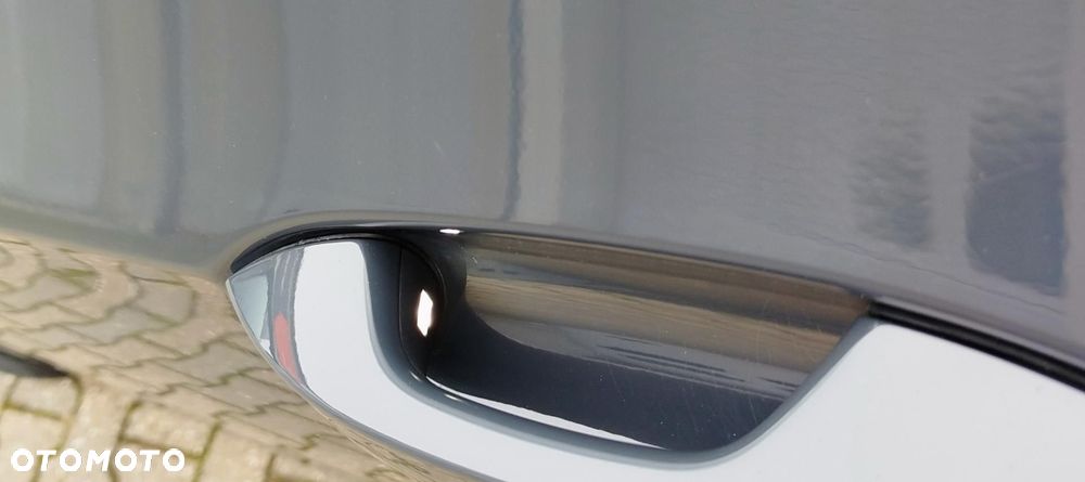 Volkswagen Golf Variant 2.0 TDI SCR DSG Life - 16