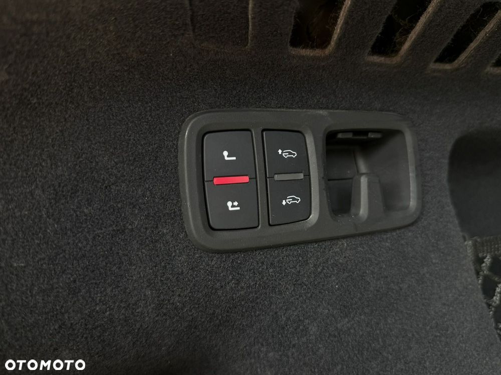 Audi Q8 45 TDI quattro tiptronic - 38