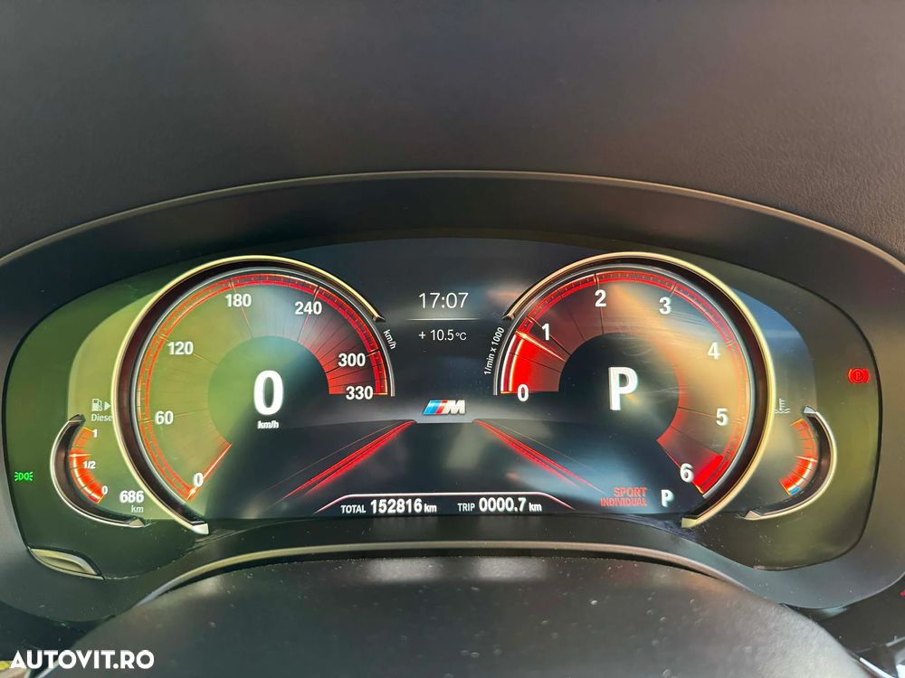 BMW Seria 5 520d xDrive AT - 11