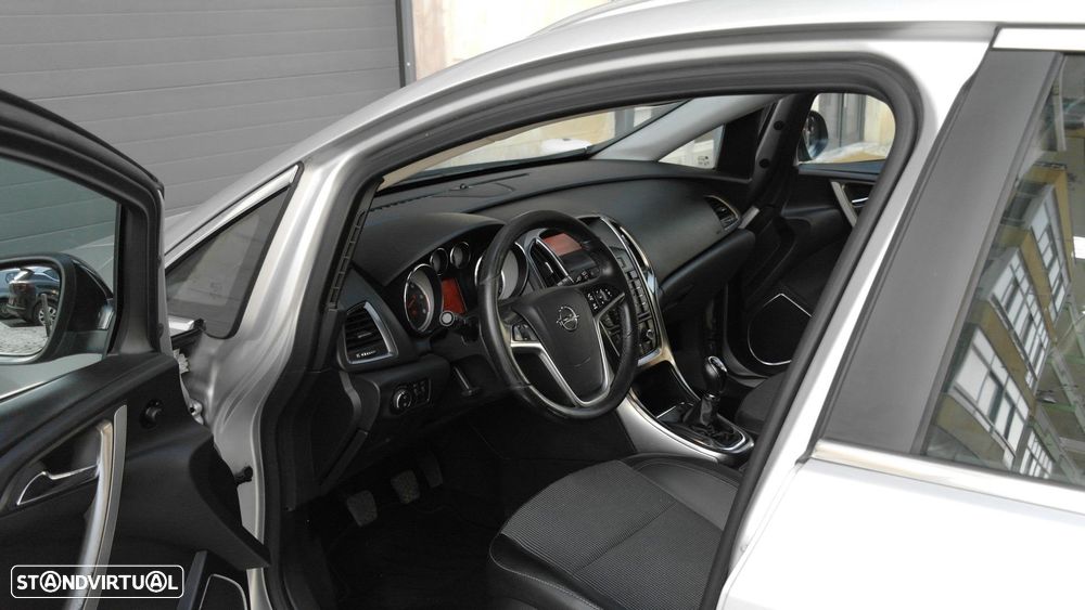 Opel Astra Sports Tourer 1.7 CDTi Cosmo - 27
