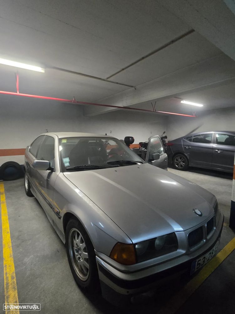 BMW 316 i Compact - 1