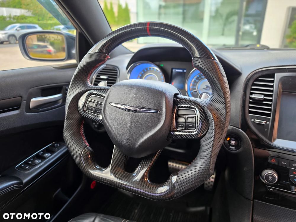 Chrysler 300 - 8