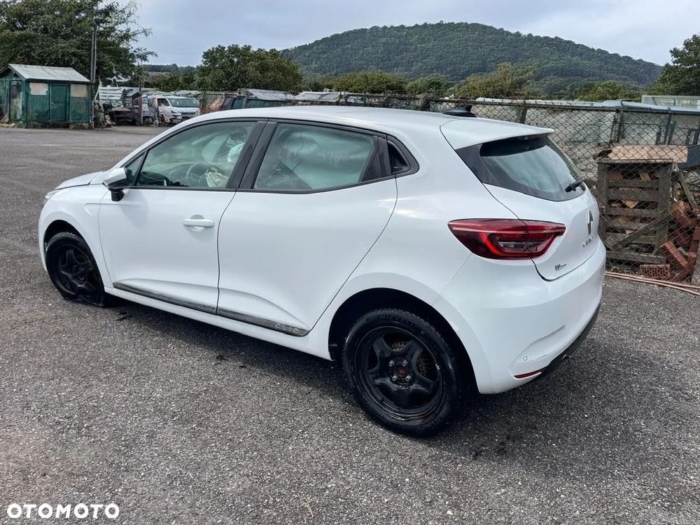 Renault Clio - 2