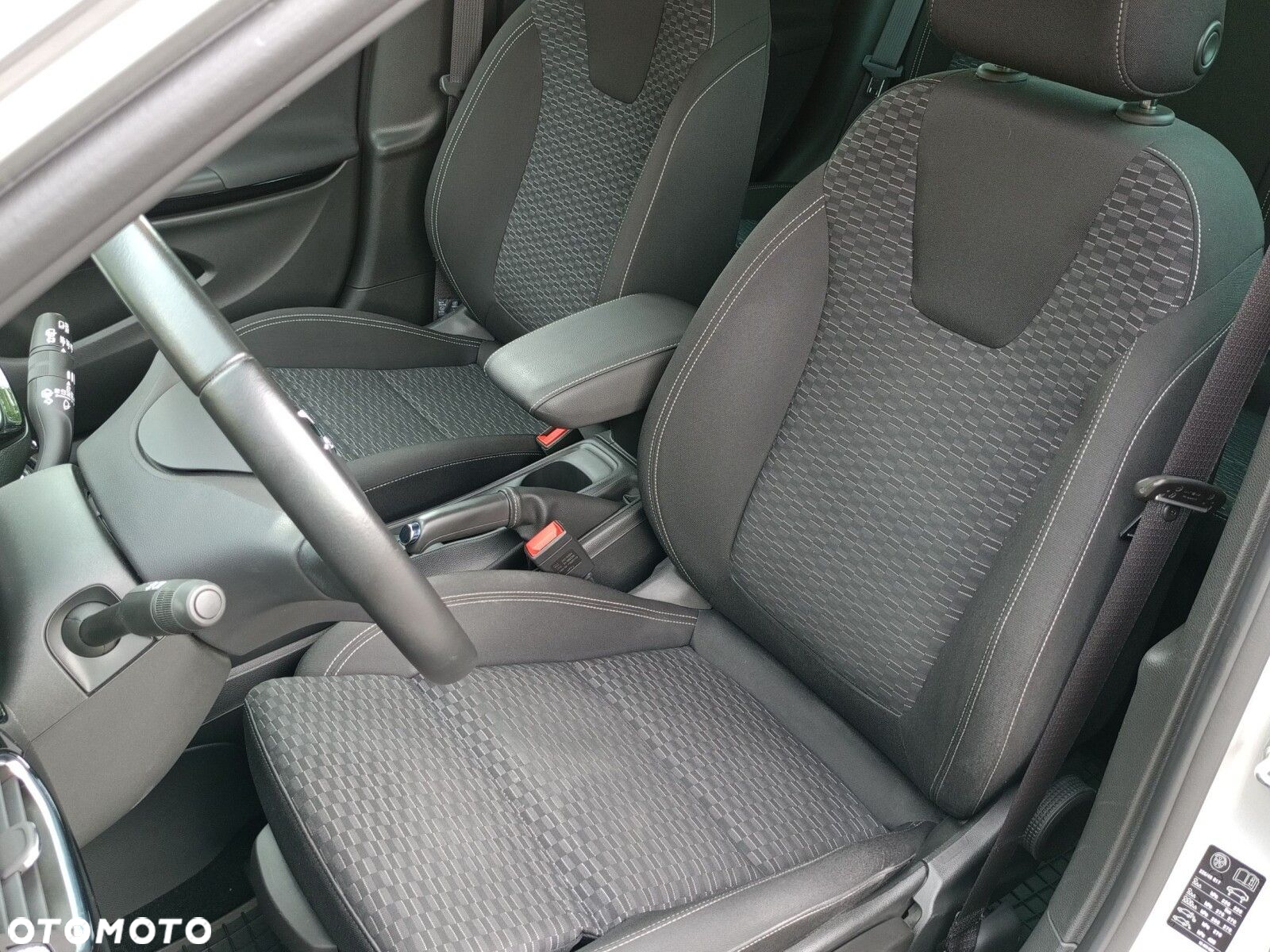 Opel Astra - 8