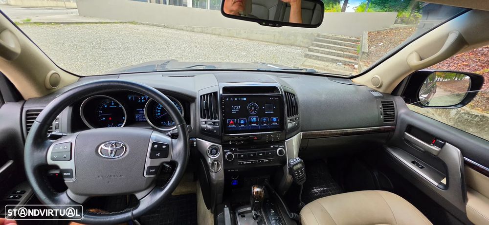 Toyota Land Cruiser 4.5 D-4D V8 - 7