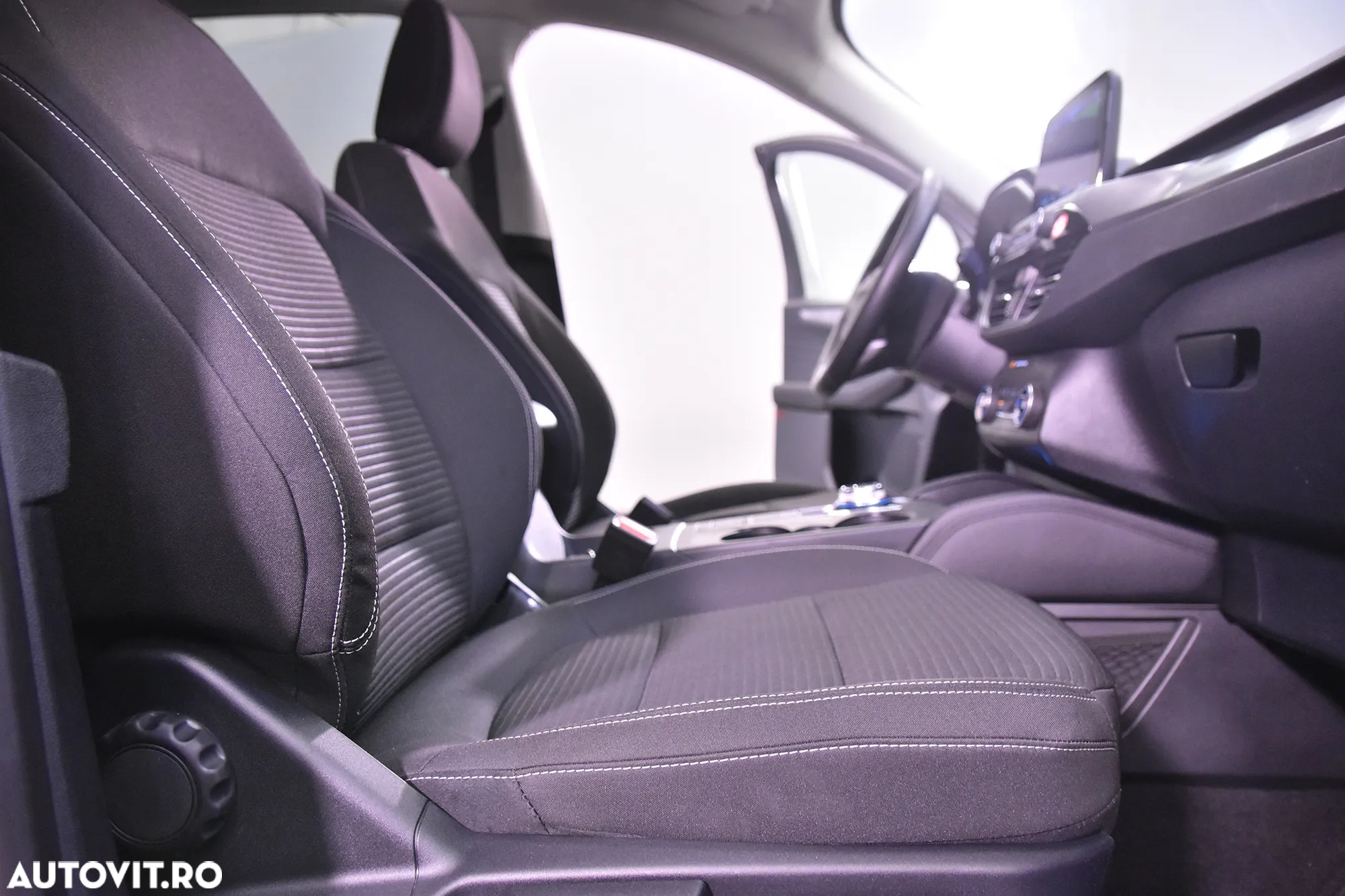 Ford Kuga 2.5 Duratec PHEV ACTIVE - 11