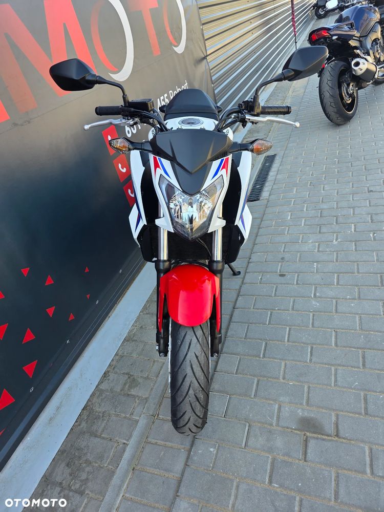 Honda CB - 23