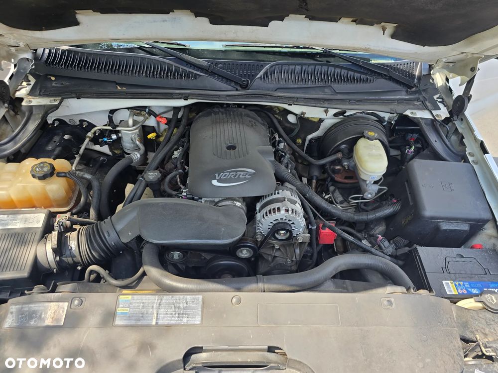 Chevrolet Silverado - 12