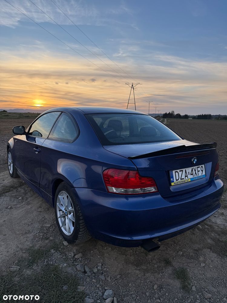BMW Seria 1 120d Edition Sport - 4
