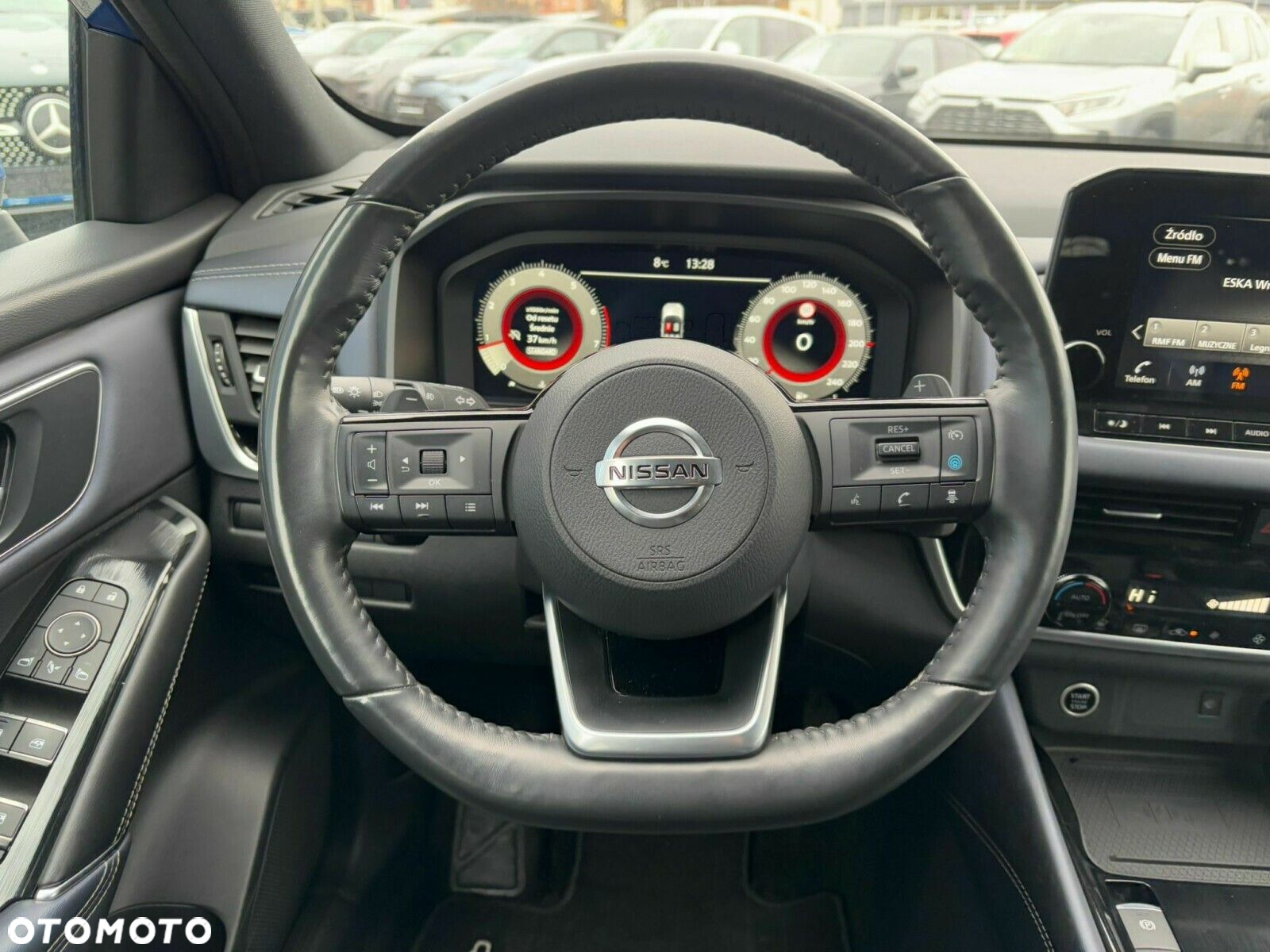 Nissan Qashqai - 14