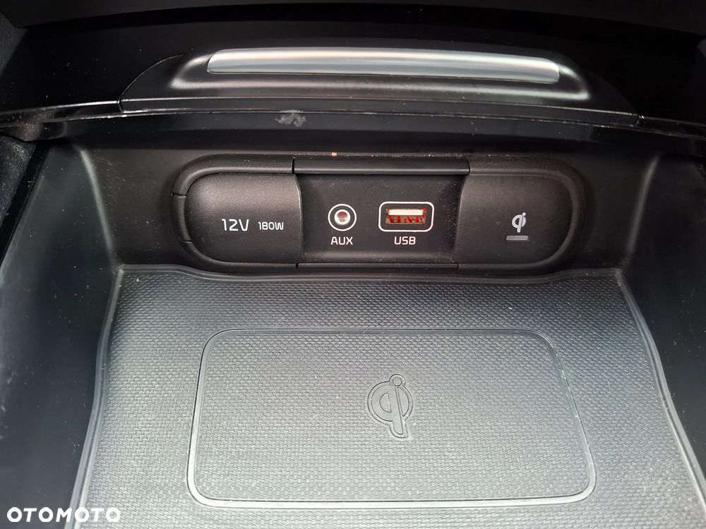 Kia Optima - 34