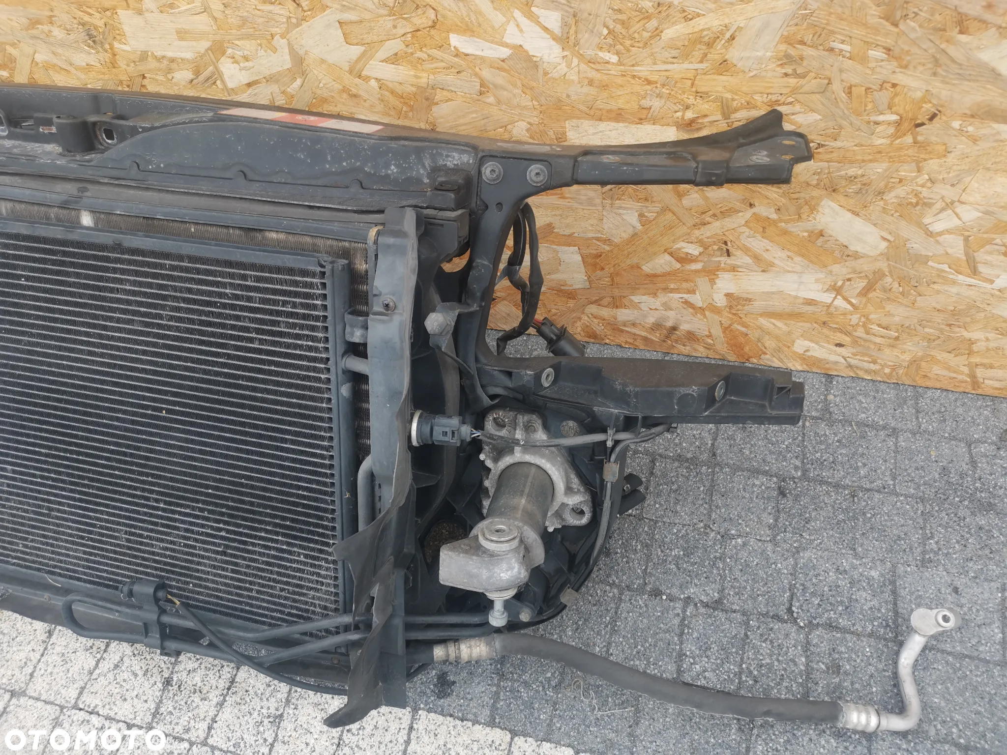 Pas Przedni Wzmocnienie  Audi A4 B6  2.0 ALT - 3