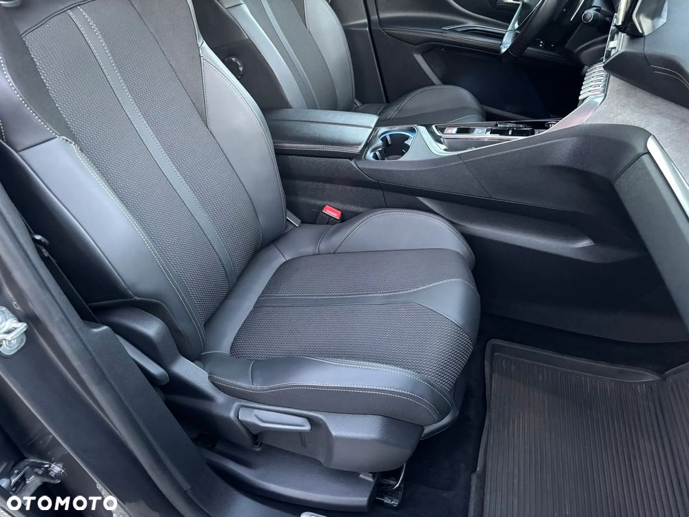 Peugeot 5008 BlueHDi 130 EAT8 GT - 7