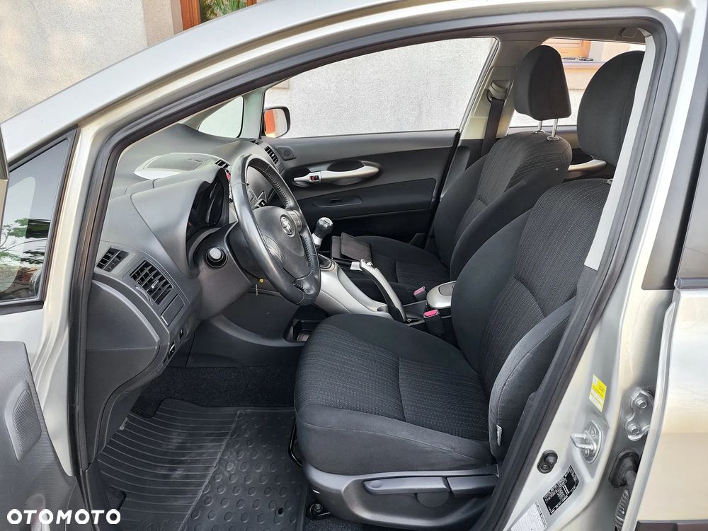 Toyota Auris 1.6 VVT-i Sol - 7