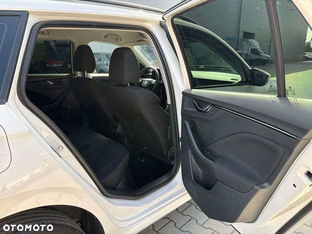 Skoda Kamiq 1.0 TSI Ambition DSG - 17