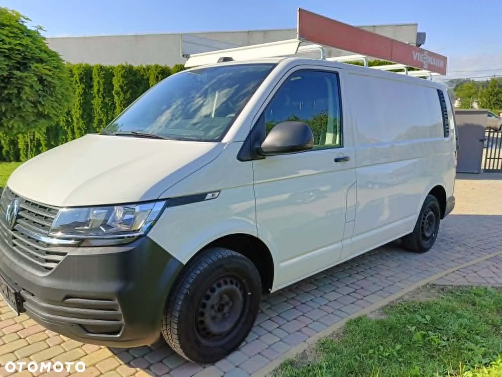 Volkswagen Transporter - 1