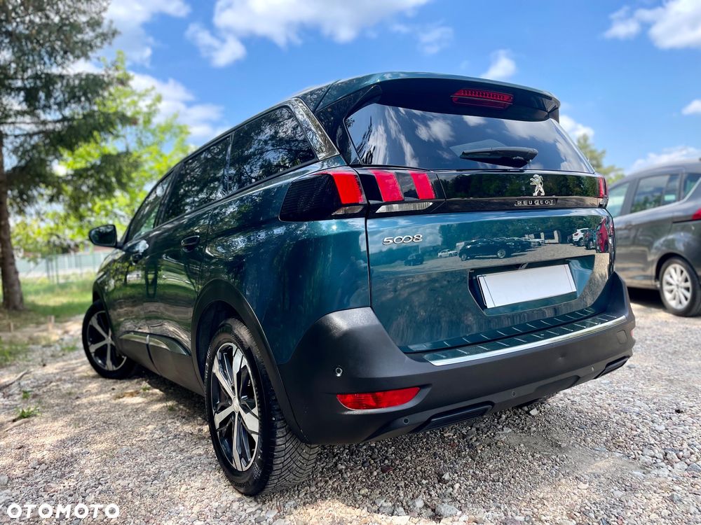 Peugeot 5008 THP 165 EAT6 Allure - 8