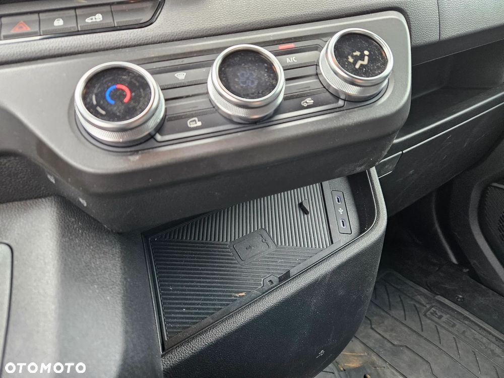 Renault Master Furgon L3H2 2.0dCi 170 AT9 - 17