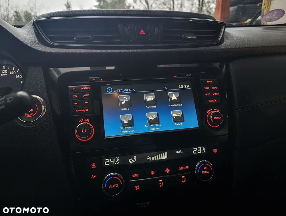 Nissan X-Trail 1.6 DIG-T 360 - 18