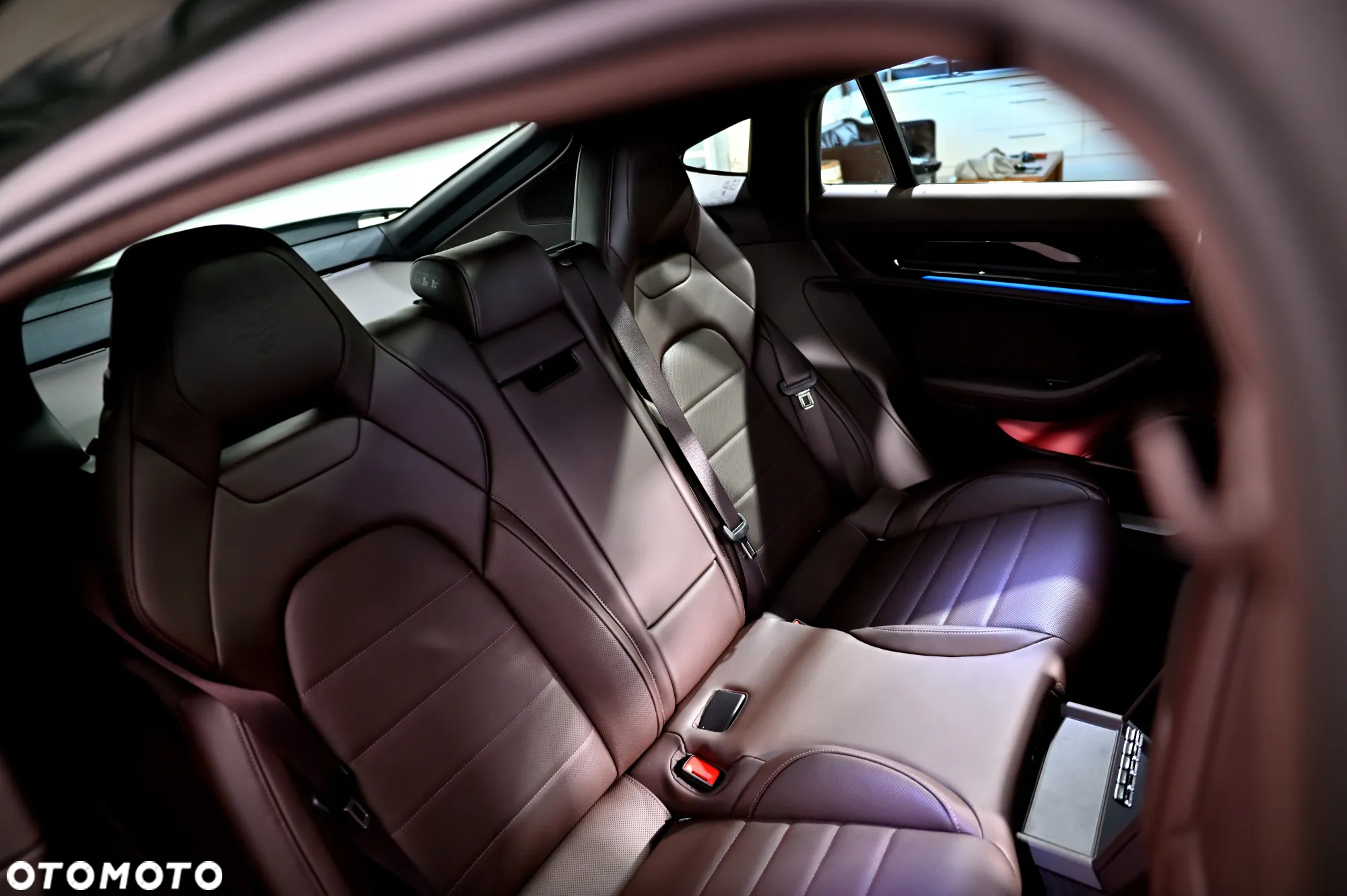 Porsche Panamera - 12