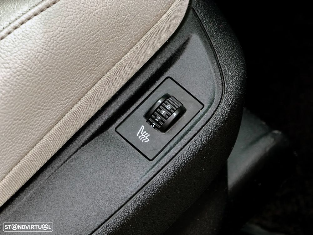 DS DS5 2.0 Hybrid4 Sport Chic - 41