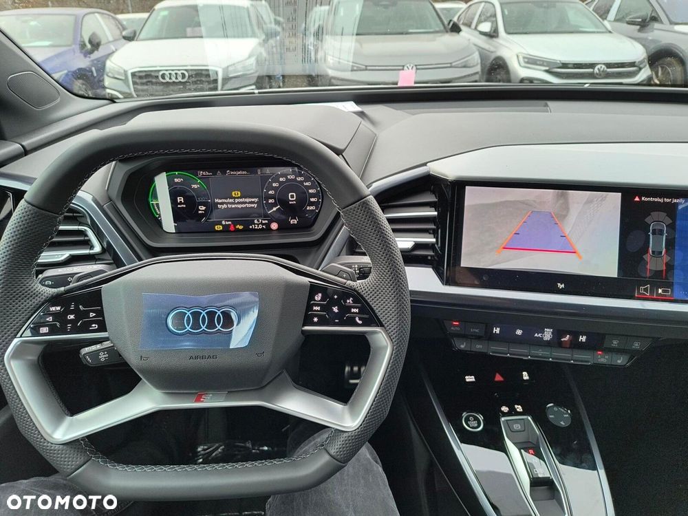 Audi Q4 Sportback e-tron - 11