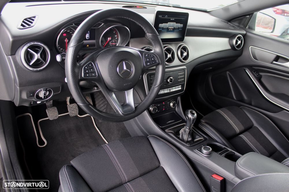 Mercedes-Benz CLA 180 d Shooting Brake Urban - 6