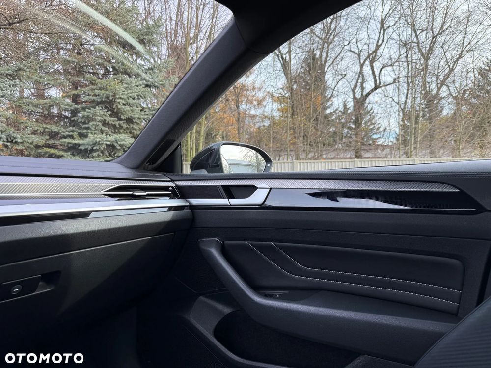 Volkswagen Arteon 2.0 TDI 4Motion R-Line DSG - 13