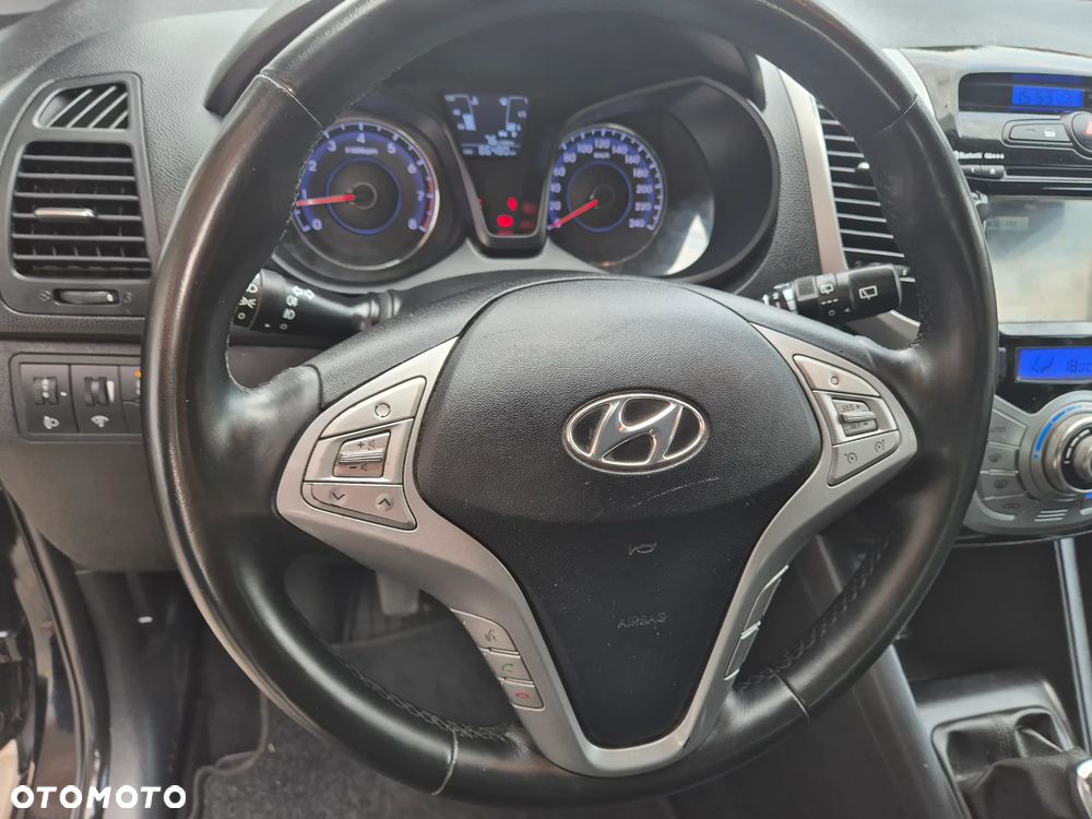 Hyundai ix20 1.6 blue YES Gold - 18