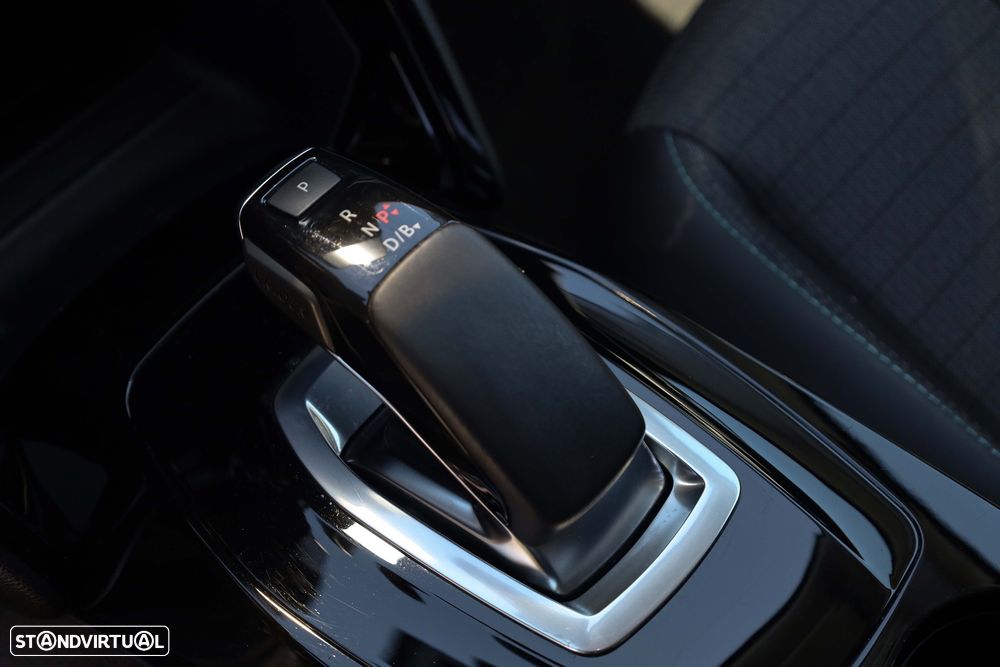 Peugeot e-2008 50 kWh Style - 17