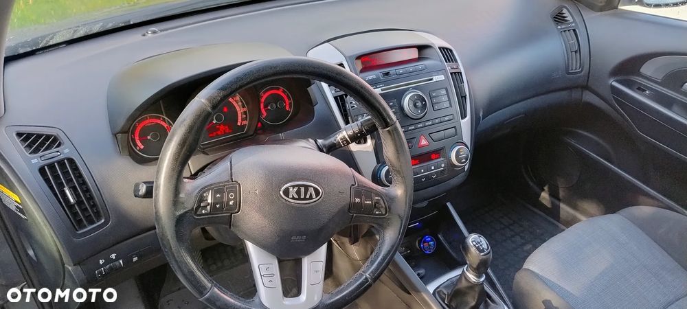 Kia Ceed 1.6 Crdi Comfort - 11