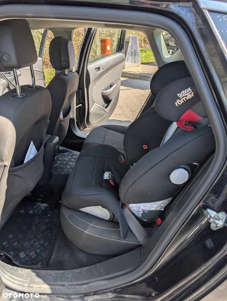 Opel Astra 1.7 CDTI - 10