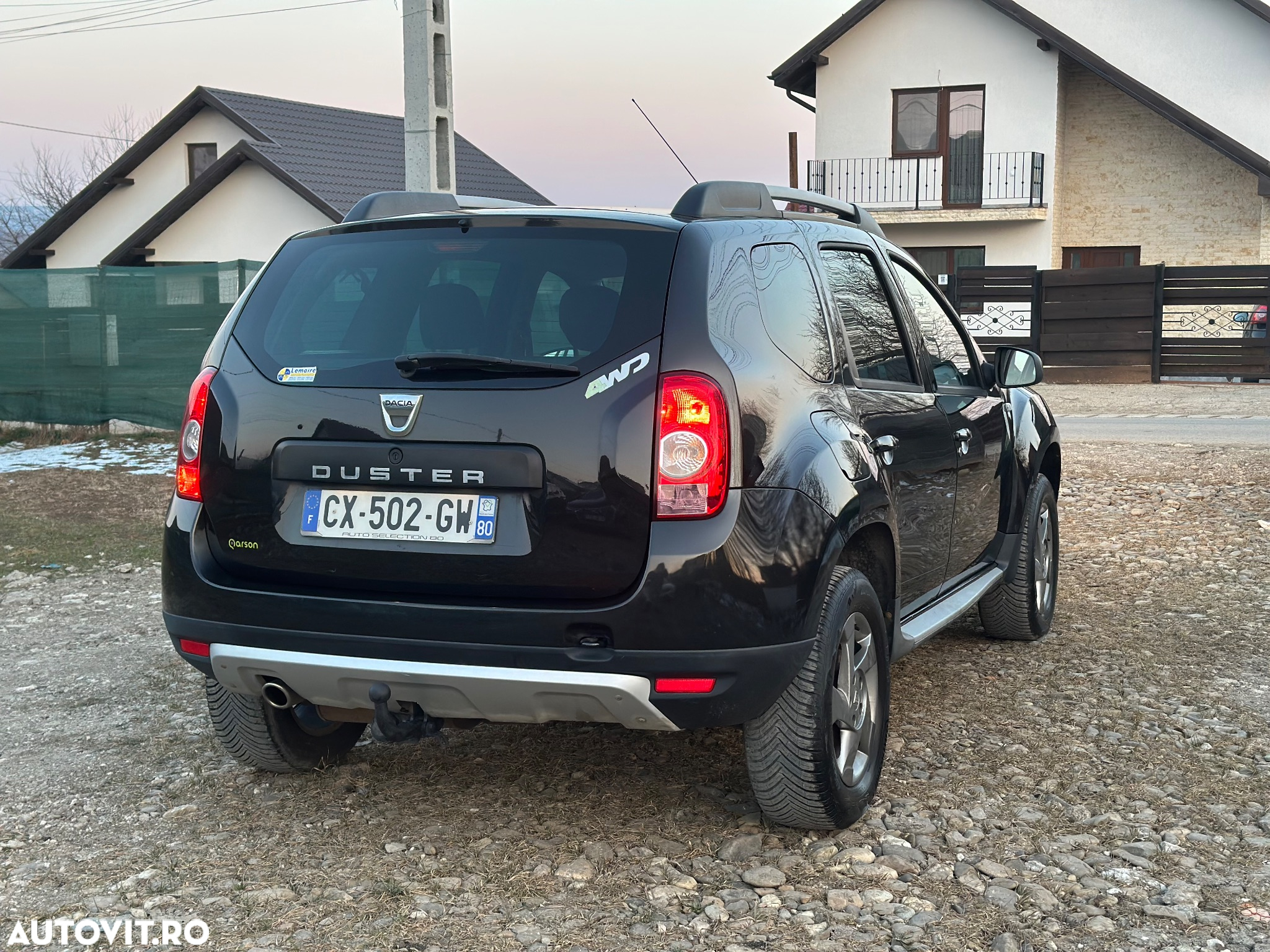Dacia Duster 1.5 dCi 4x4 Laureate - 8