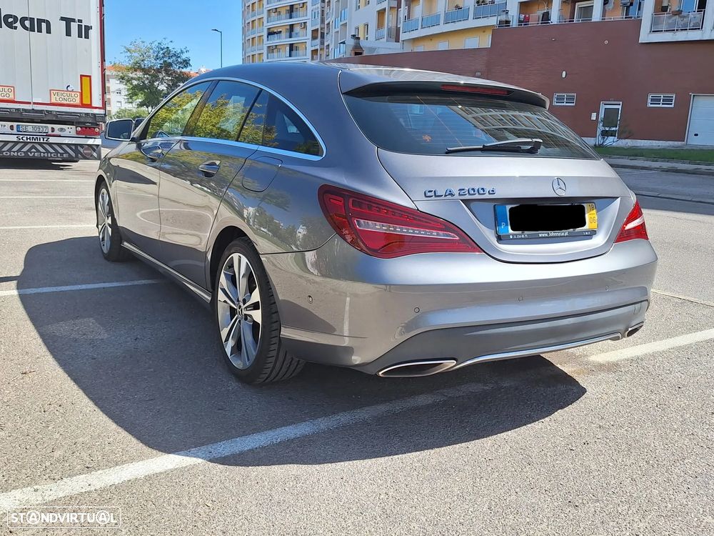 Mercedes-Benz CLA 200 d Shooting Brake Urban - 4
