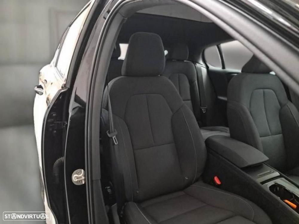 Volvo C40 Recharge Plus - 9