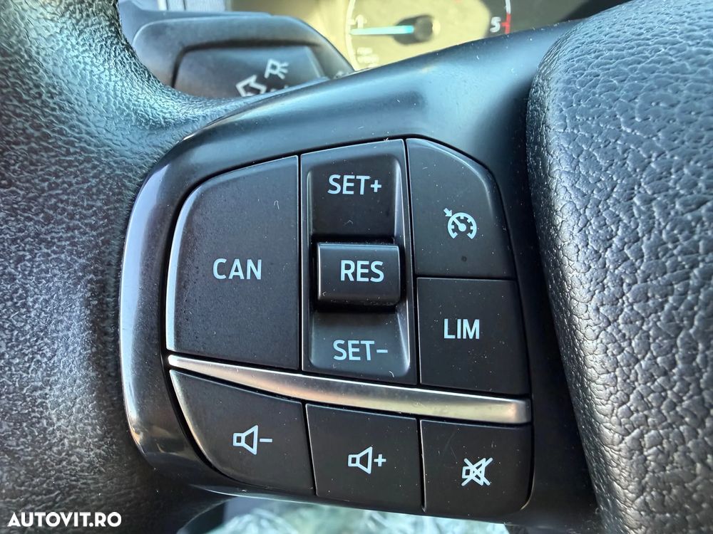 Ford Transit Custom Kombi 320 2.0 EcoBlue 105 CP L1H1 Trend - 10