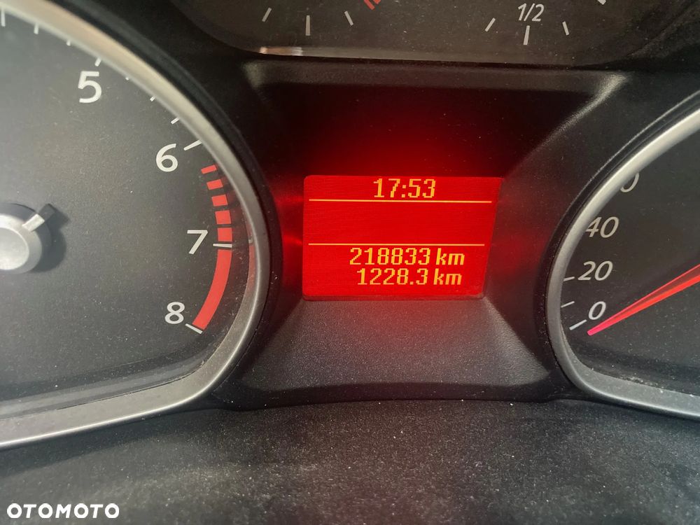 Ford S-Max - 8