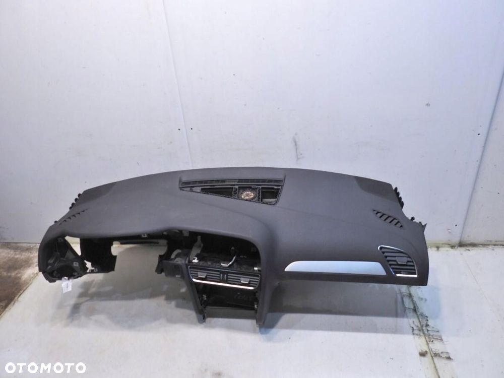 DESKA ROZDZIELCZA KONSOLA AUDI A4 B8 - 9