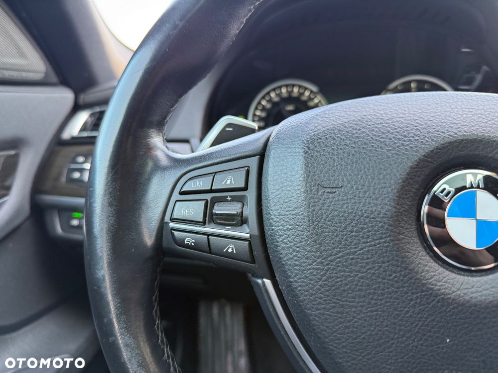BMW Seria 7 - 16