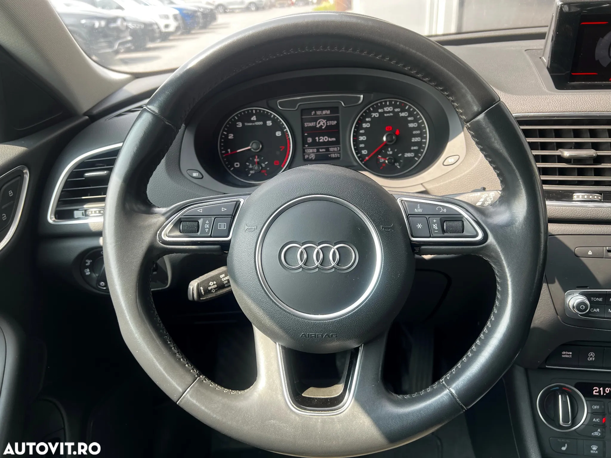 Audi Q3 2.0 TFSI Quattro Stronic - 12