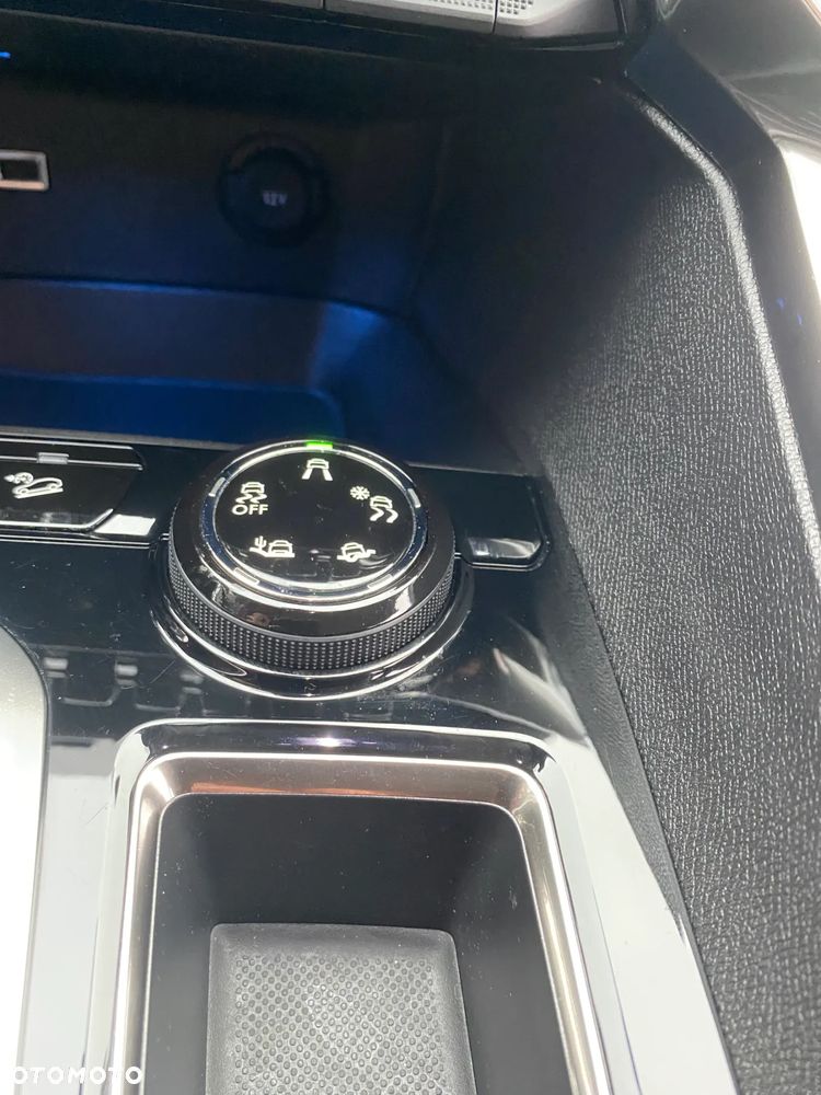 Peugeot 3008 1.2 PureTech Crossway S&S EAT6 - 30