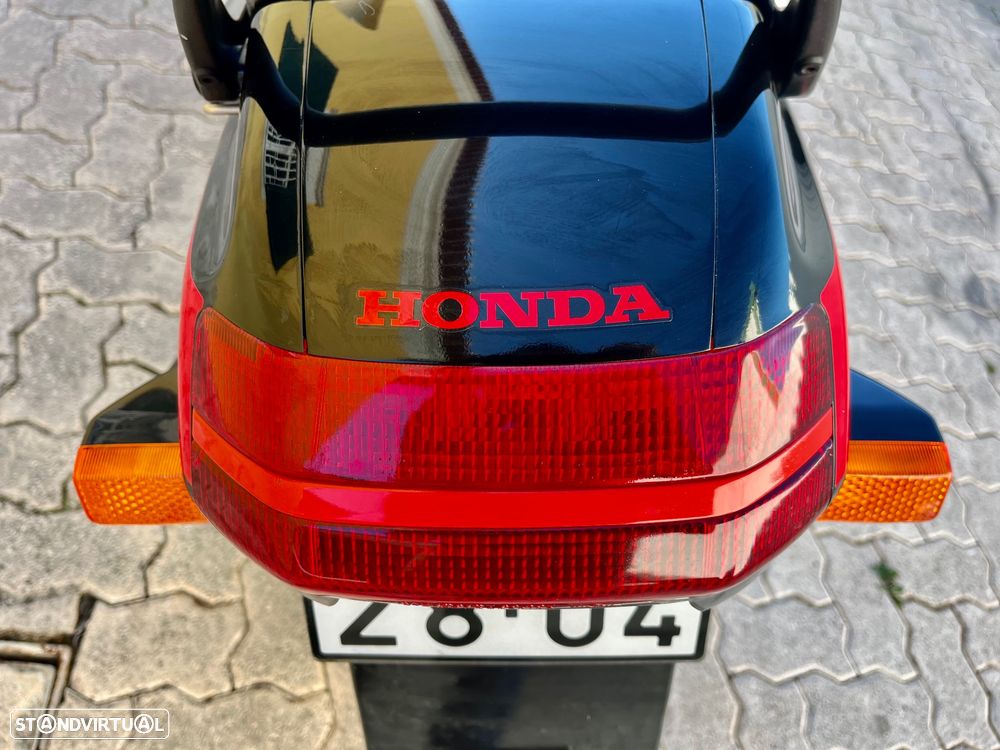 Honda CBR 1000 F - 8