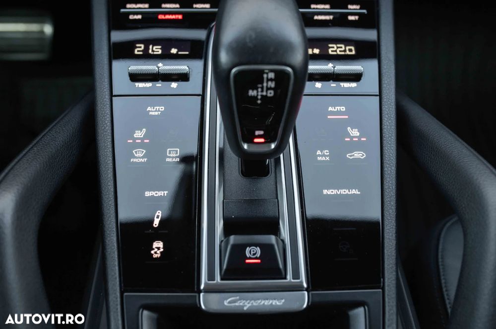 Porsche Cayenne S Tiptronic S - 36