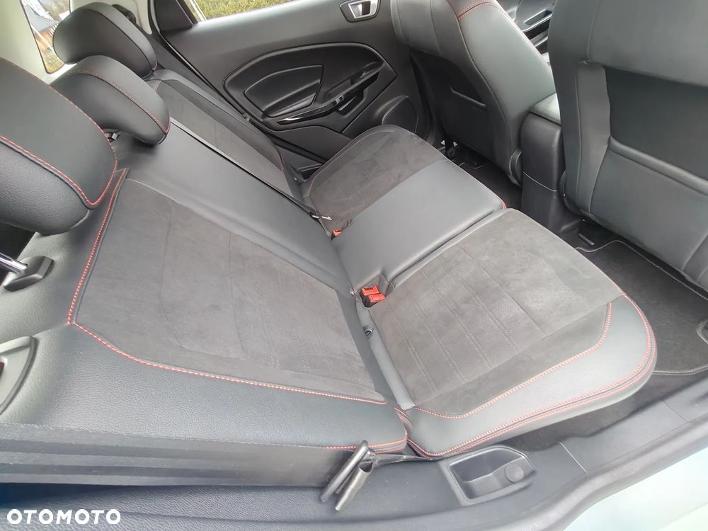 Ford EcoSport 1.0 EcoBoost ST-LINE - 32