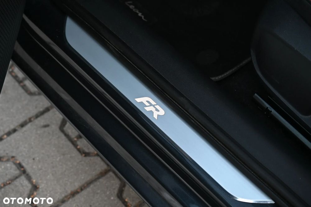 Seat Leon 1.5 eTSI ACT OPF DSG FR - 26
