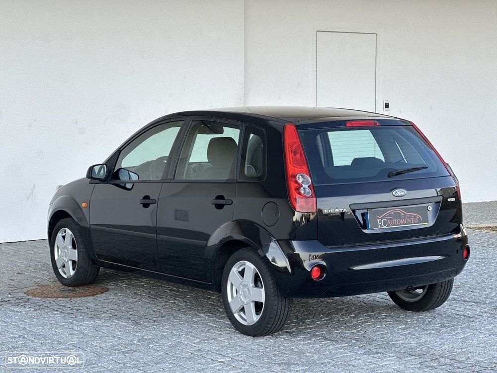 Ford Fiesta 1.4 TDCI Ambiente - 6