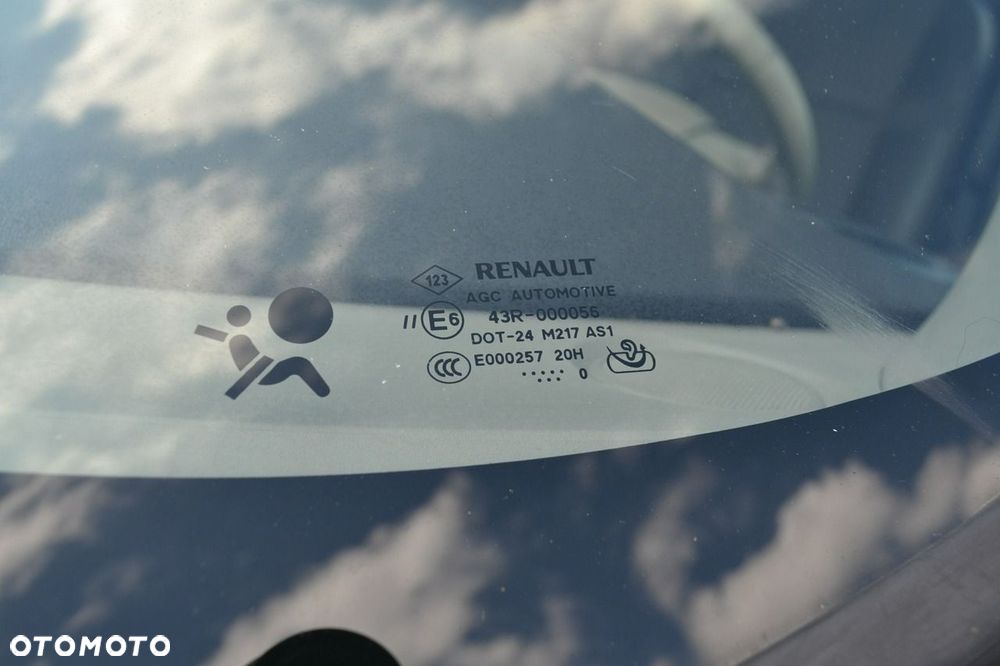 Renault Grand Scenic - 21