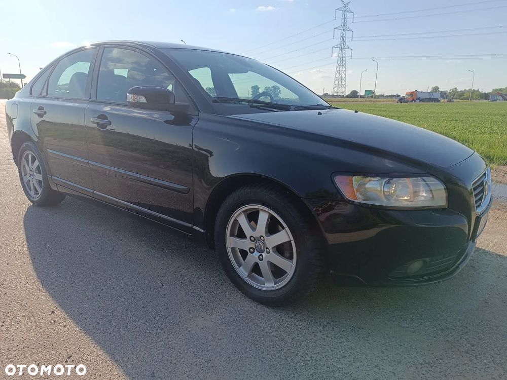 Volvo S40 - 1